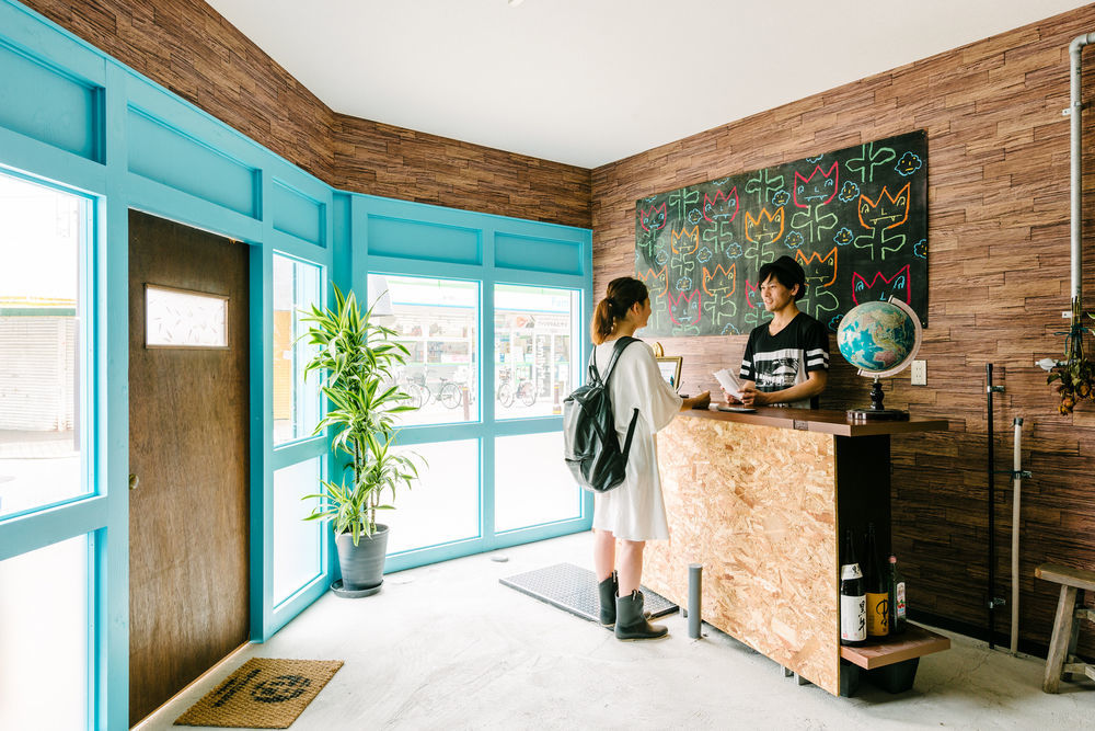 ゲストハウス おしてるや Self Check-In Oszaka Kültér fotó